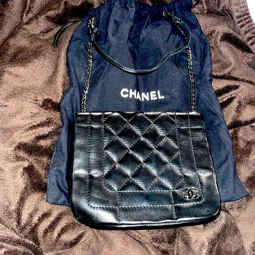 Chanel shoulder bag